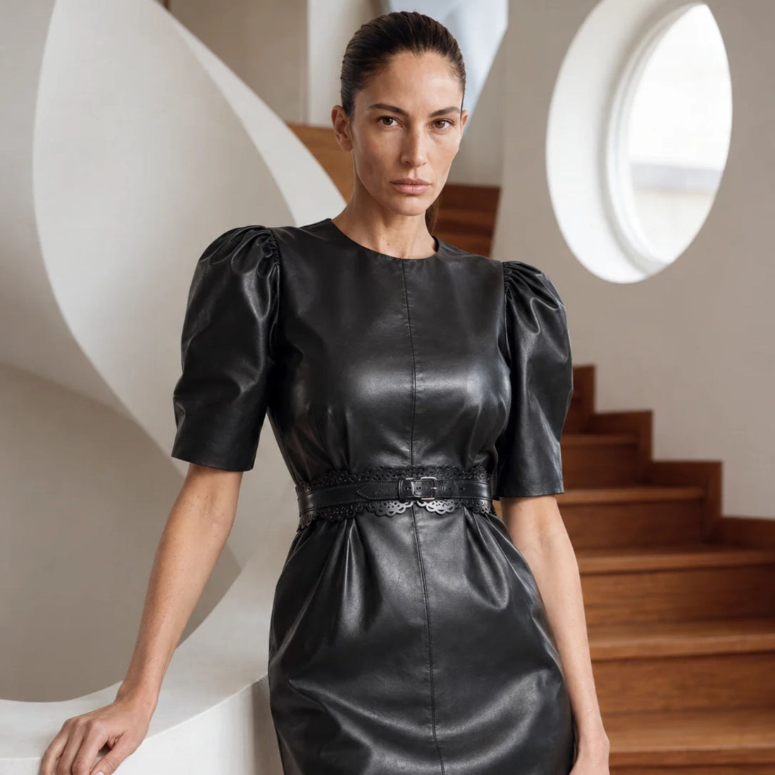 vestito-in-pelle-look-cerimonia-elegante